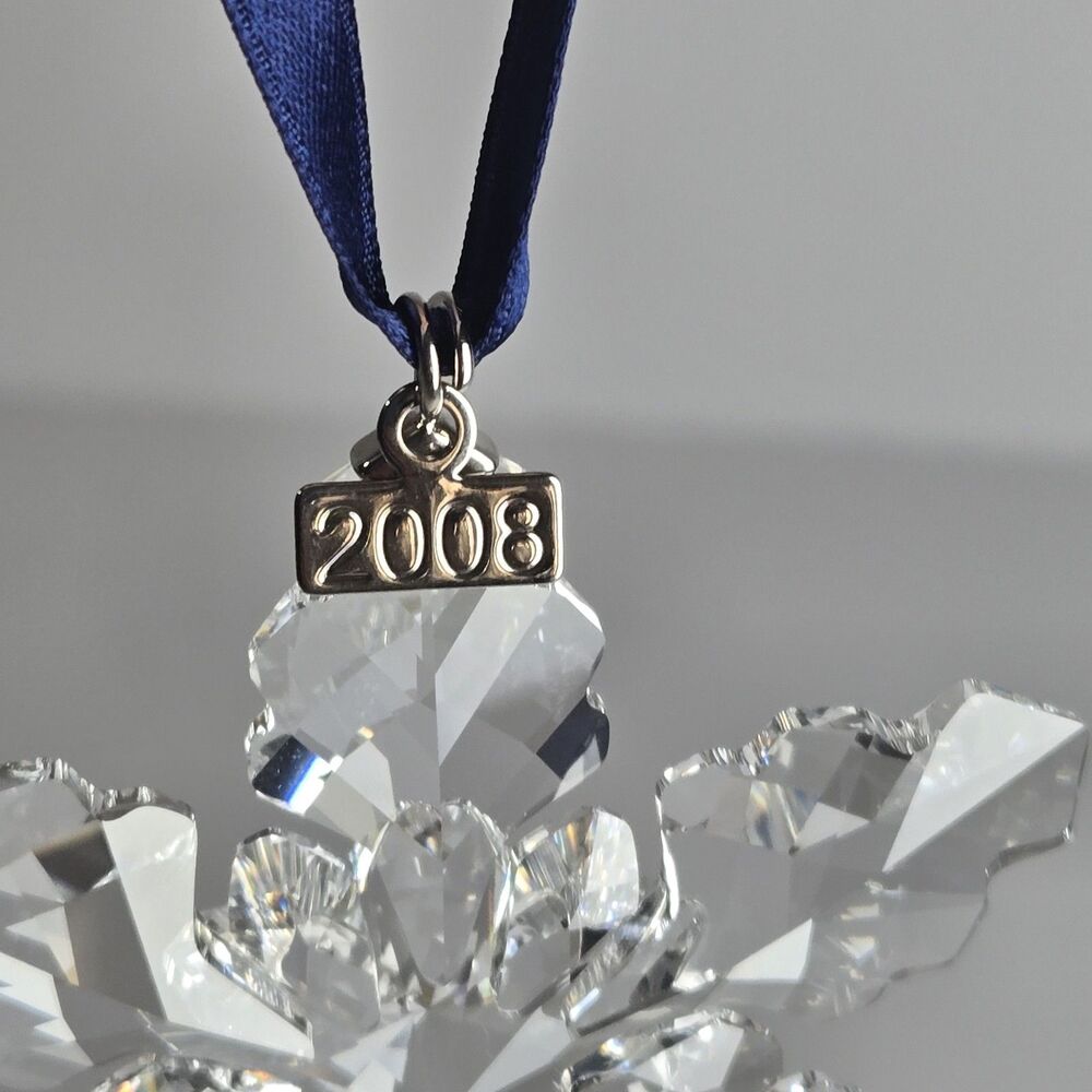 Swarovski Crystal Annual Edition 2008 Christmas Snowflake Ornament - Picture 5 of 7